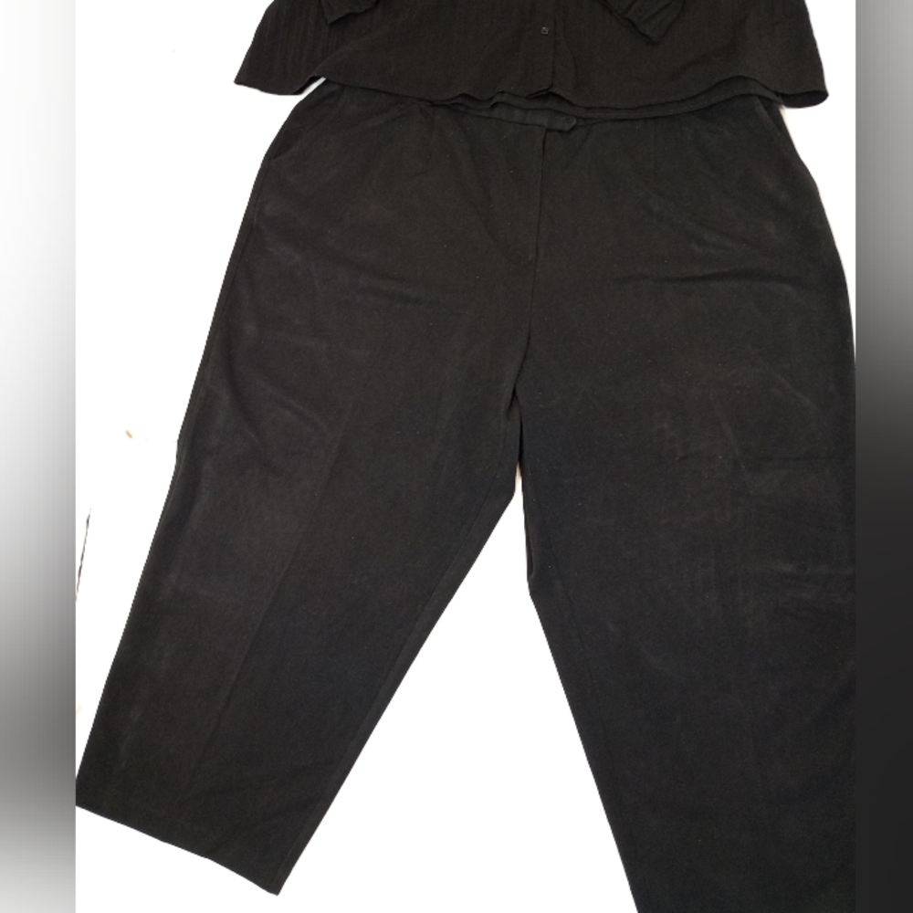 Koret Capris/Cropped Straight Leg, High-Rise Zipper, Pockets, Women, Black, 26W